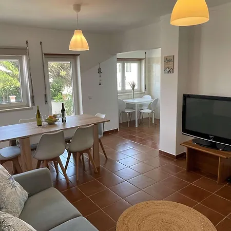 Apartman With Sea View Terrace Atouguia da Baleia